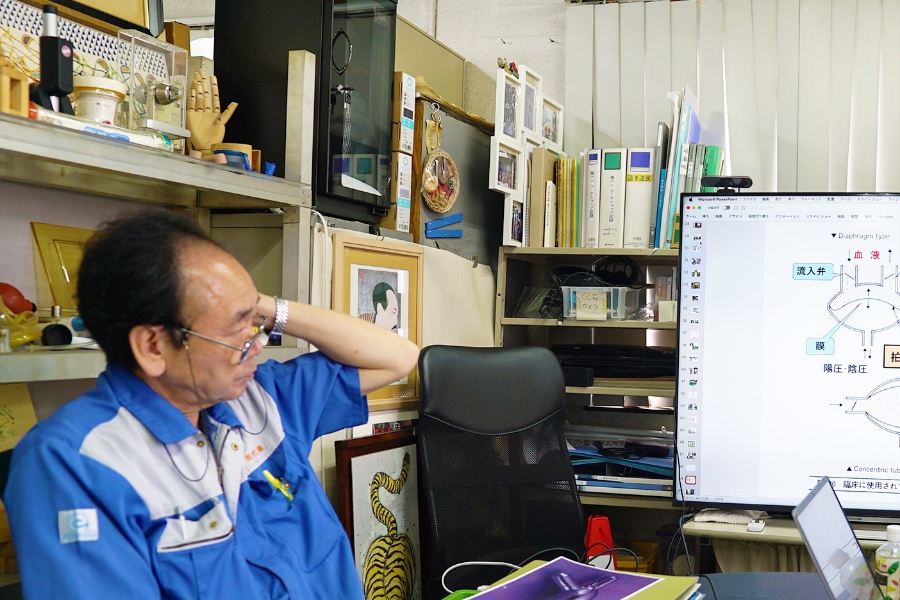 引っ掛け 治具 作業の様子